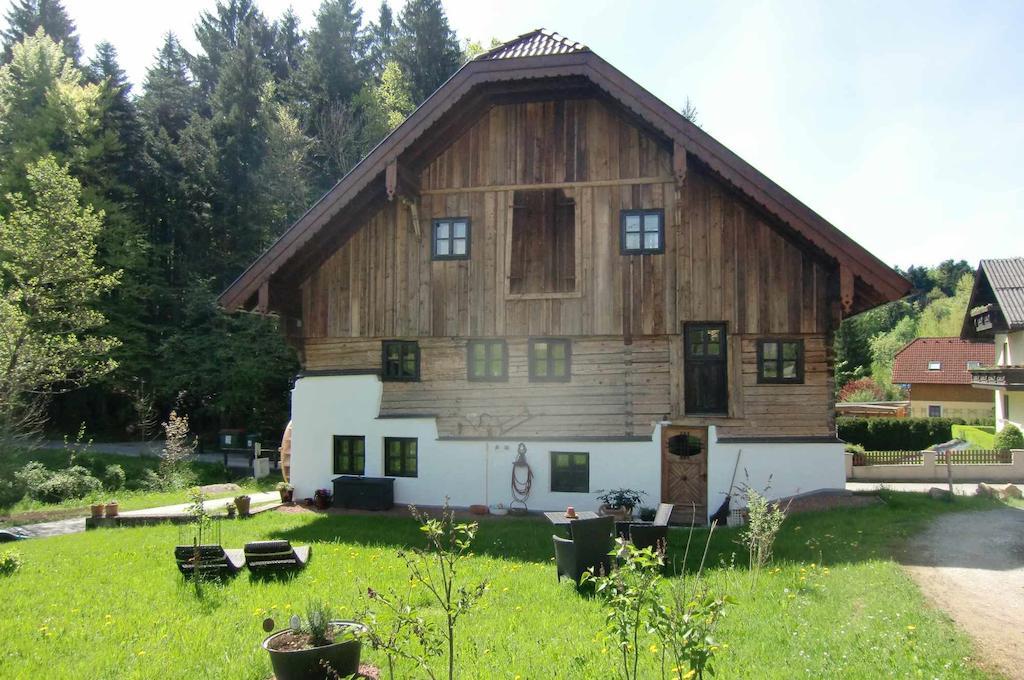 Heuholzmuehle Privatzimmer Elixhausen Exterior photo