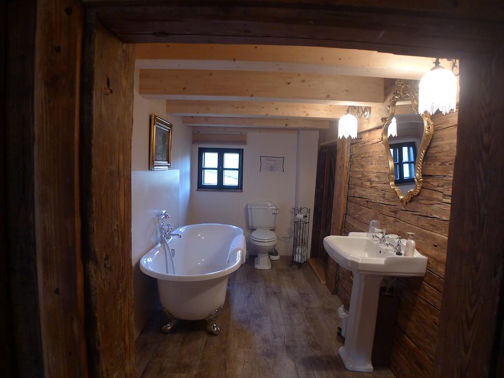 Heuholzmuehle Privatzimmer Elixhausen Room photo
